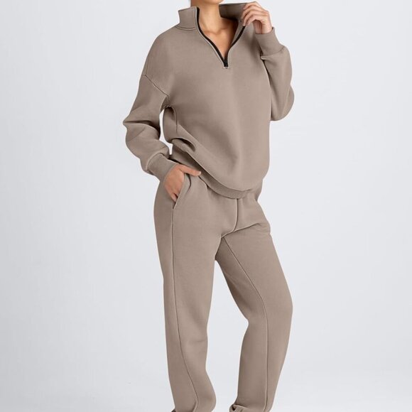 Women's Coffeegrey Sweatsuit 2 Piece Loungewear for Fall - Picture 3 of 5